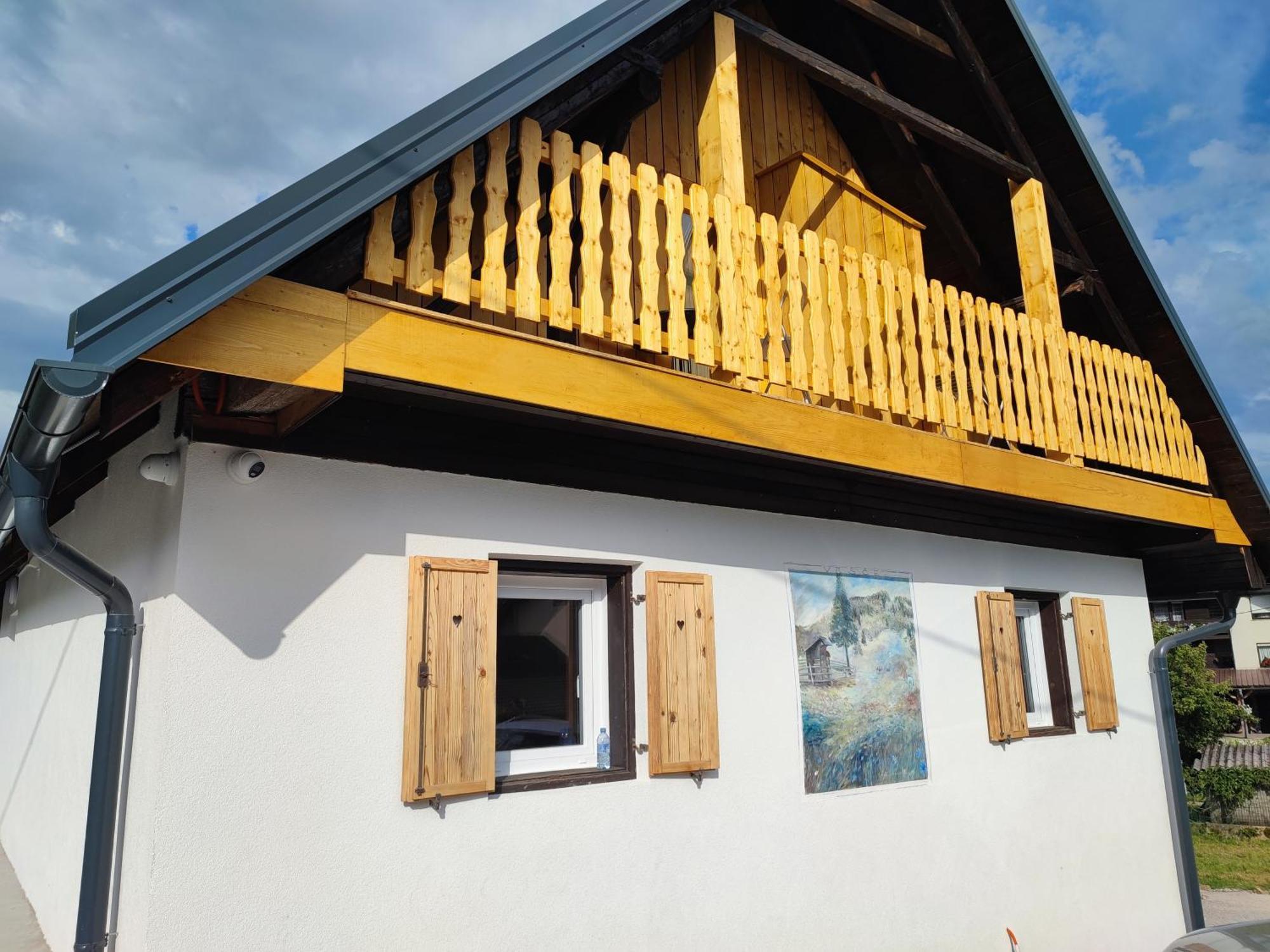 Slovenian House Mira Zgornje Gorje Eksteriør bilde